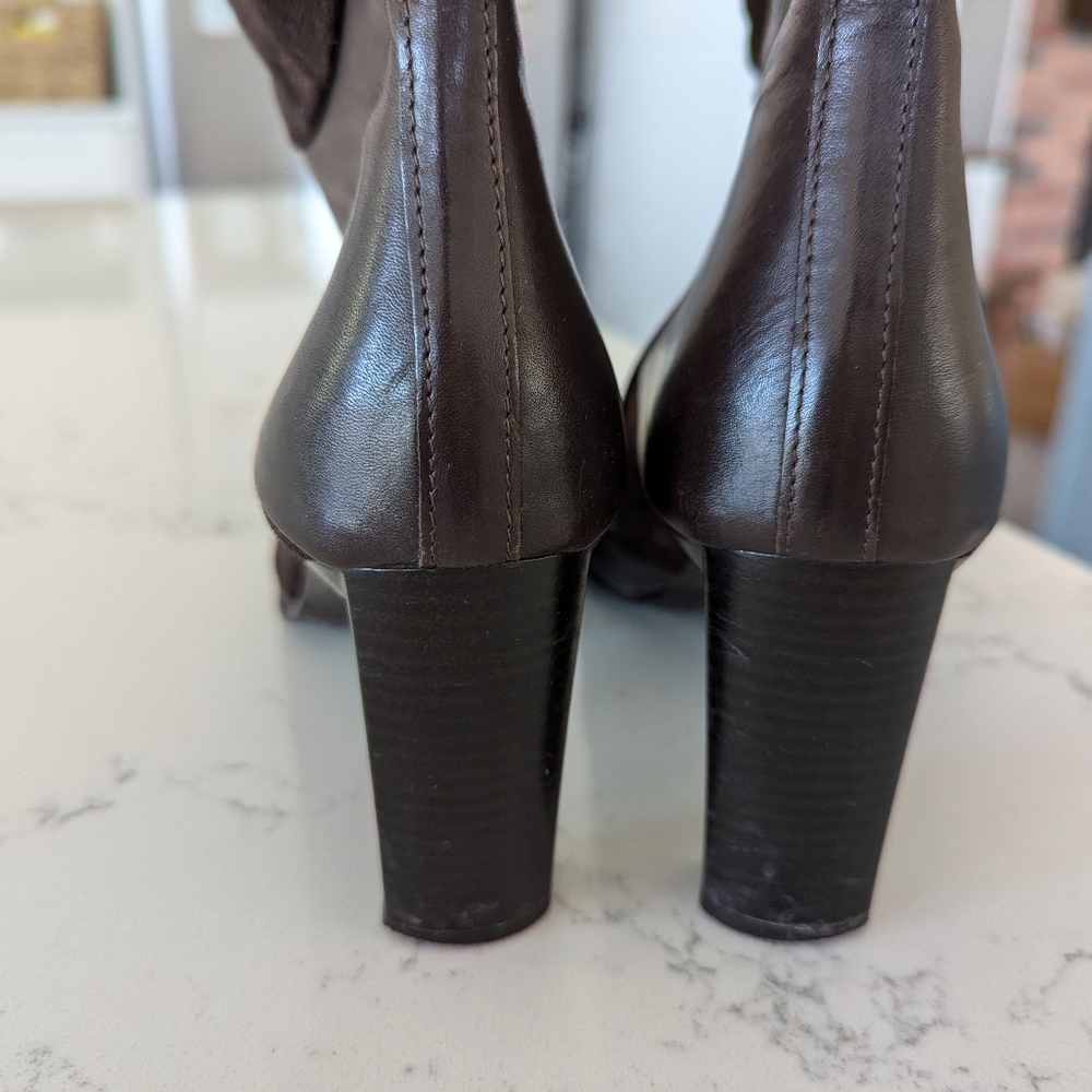 Boots - Picture 4 of 5